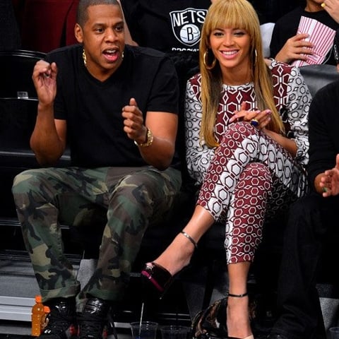 Beyonce debuts bangs and Obama hoop earrings. Stop everything!