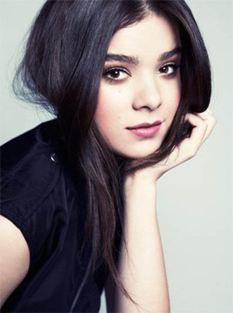 Fashion Magazine March 2013 Cover Hailee Steinfeld Fashion Magazine March 2013 Cover Hailee Steinfeld