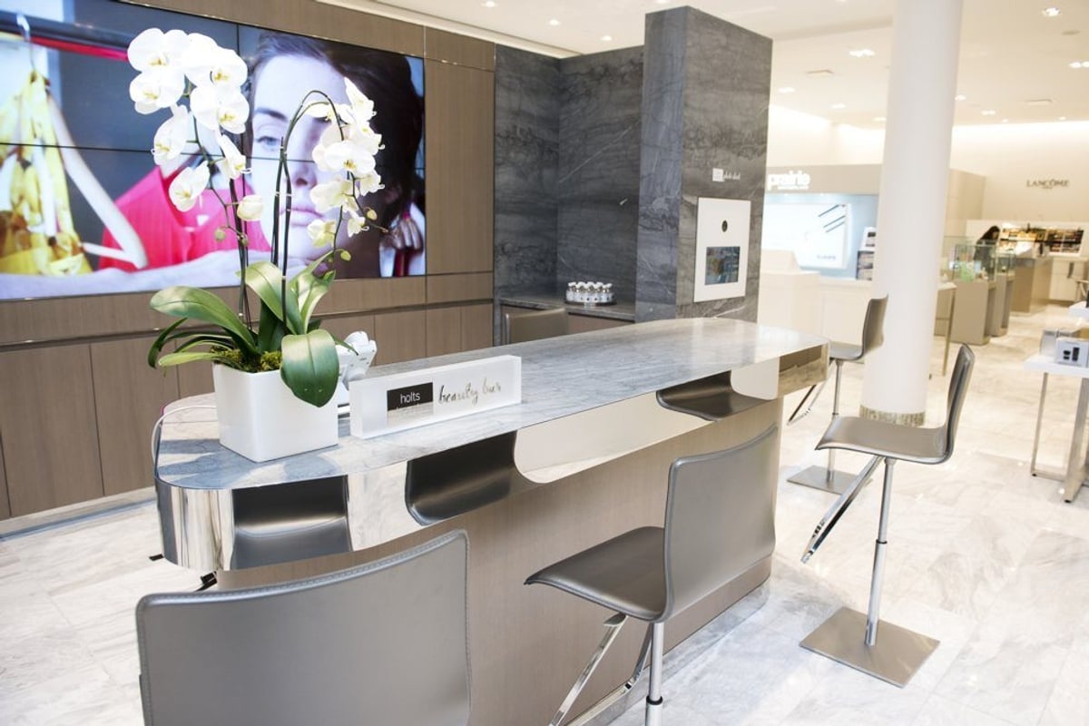 Holt Renfrew Beauty Bar Yorkdale Mall