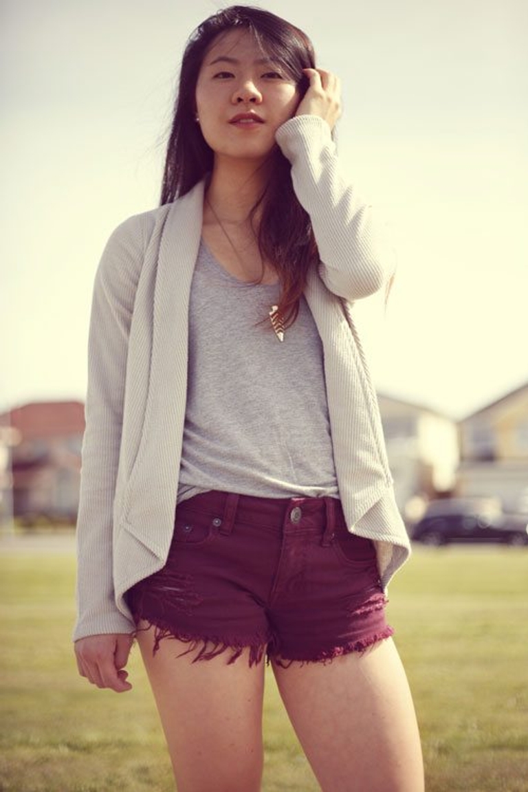 How to Wear Denim Shorts Jacquelyn Son
