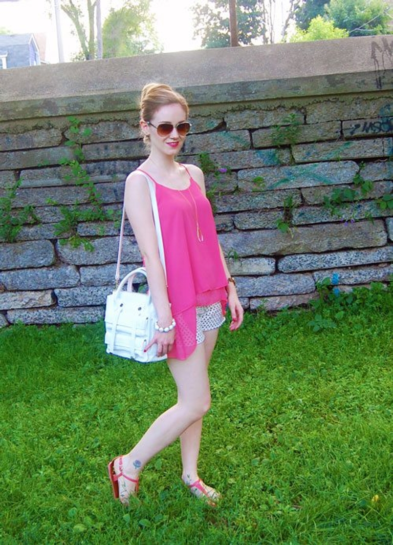 How to Wear Denim Shorts Nicole Wilson