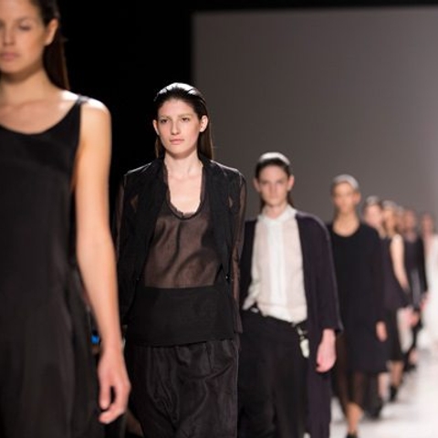 JNBY Spring 2014: The contemporary Chinese label makes its stellar, understated Canadian runway debut