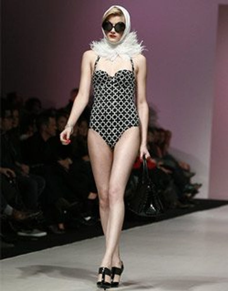 Backstage beauty: Pink Tartan and Joeffer Caoc