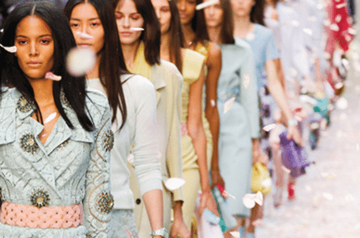 Burberry Livestream: Watch the Fall 2014 show straight from London Fashion Week!