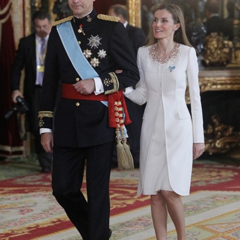 Queen Letizia is a vision of royal perfection at King Felipe's coronation