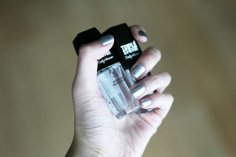 summer nails maggie