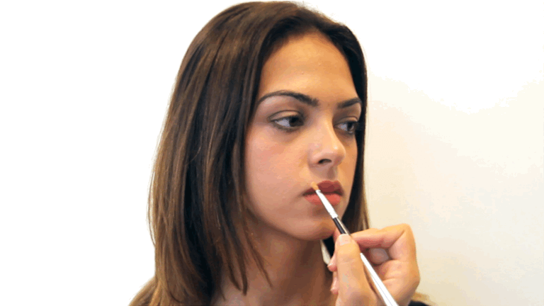 How to fake fuller lips: 6 easy steps to a Kylie Jenner pout