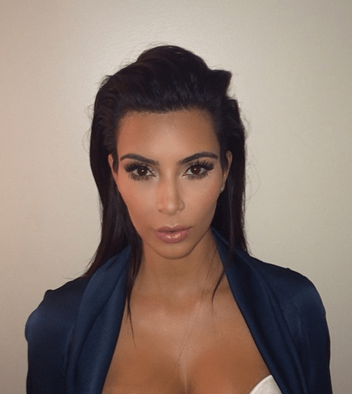 How to contour like Kim Kardashian: A 7-step gif tutorial to help you channel the queen of selfies