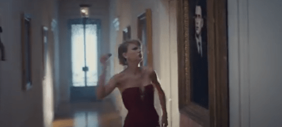 Taylor Swift goes crazy in the best way possible in the just-released Blank Space video