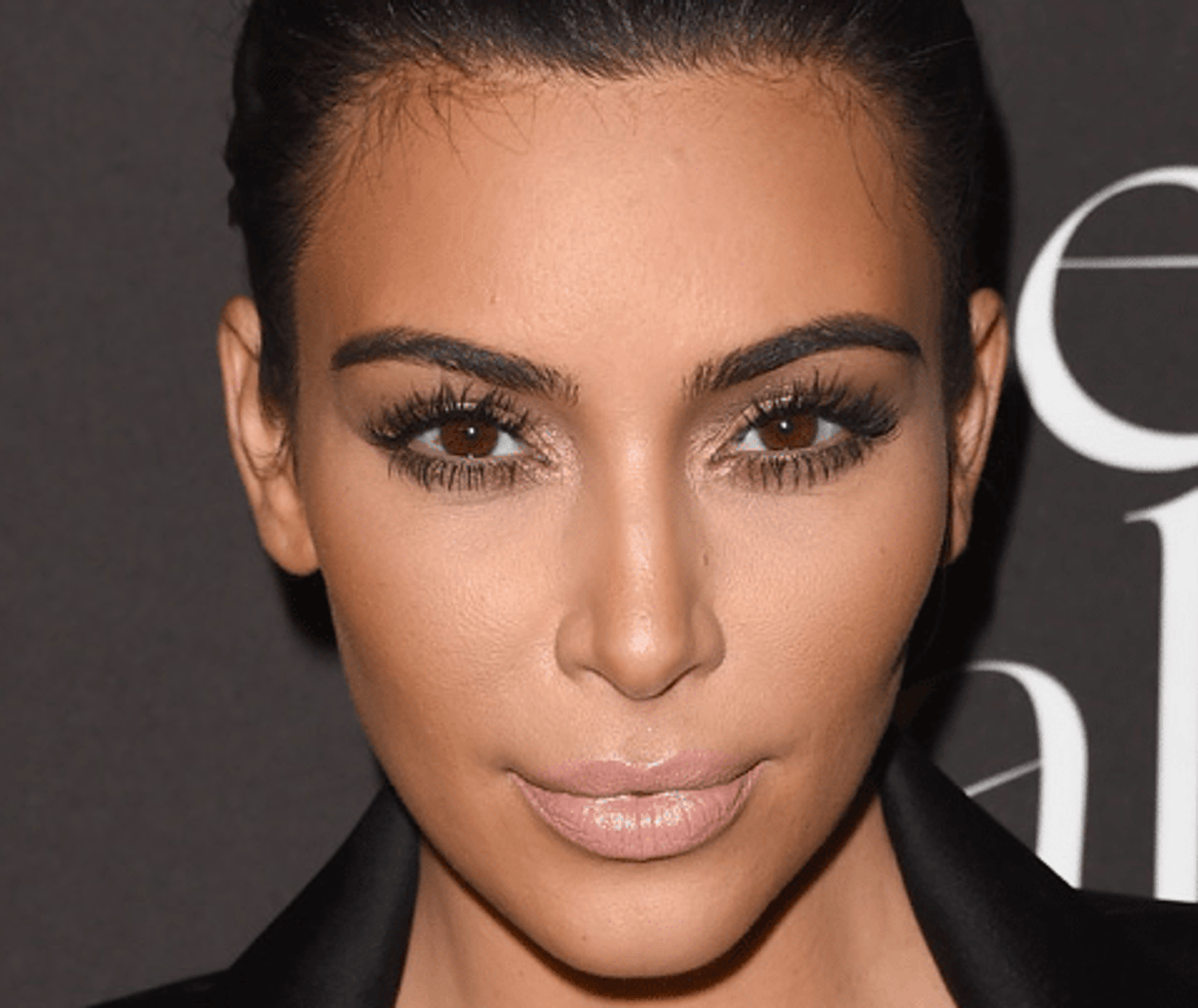 Holiday makeup gif tutorial: How to do the perfect metallic smoky eye for New Year's Eve