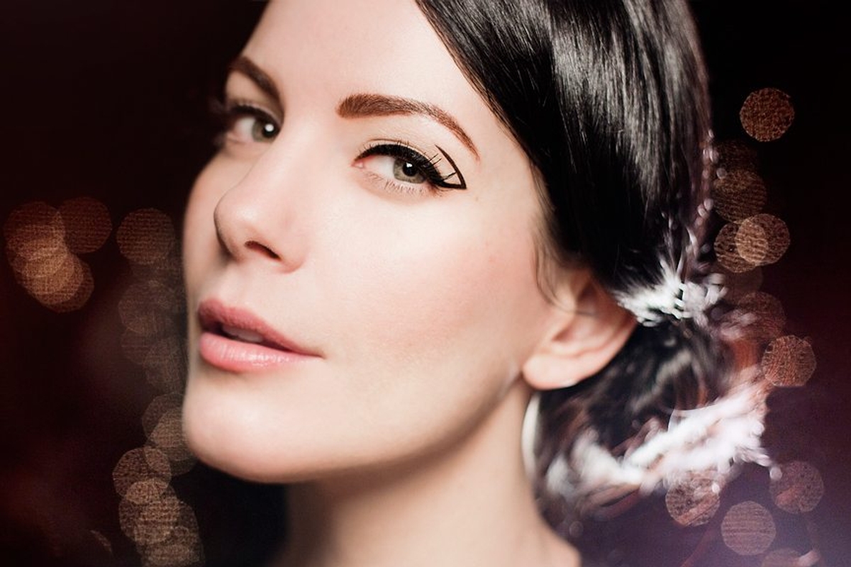 Holiday makeup tutorial: Master a dramatic graphic eyeliner look in time for this year's festivities