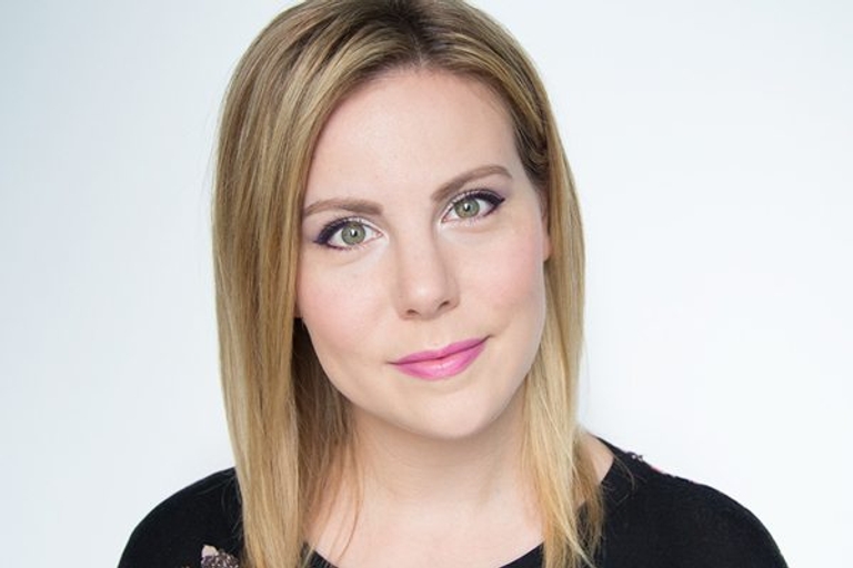 10 Beauty Panel members share how they accentuate their favourite facial features