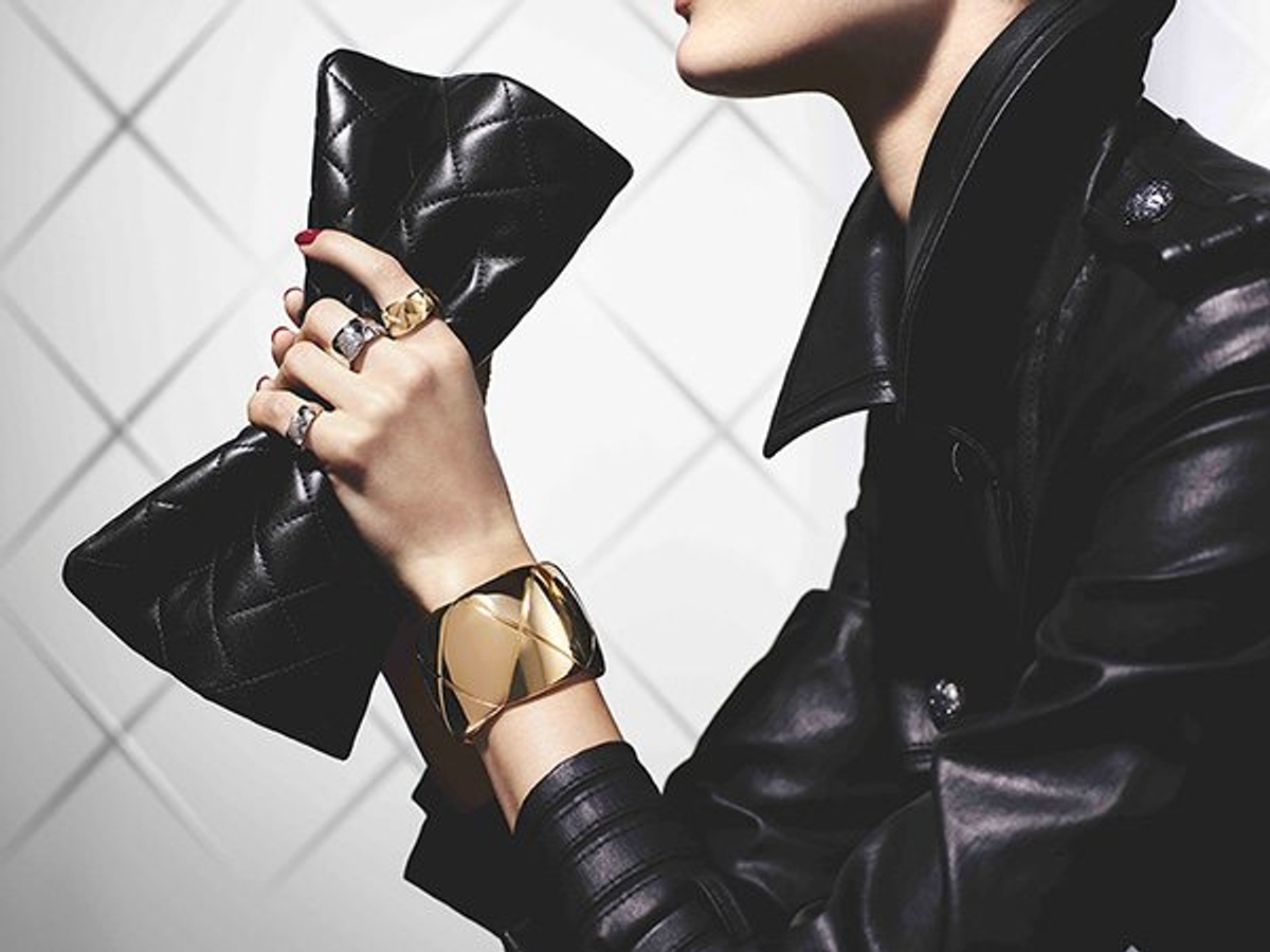 Net-A-Porter launches Chanel's first foray into e-commerce with an exclusive (and chic!) fine jewellery collection