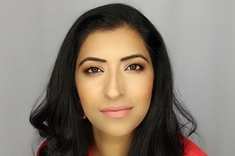 beauty panel orange makeup richa dwivedi