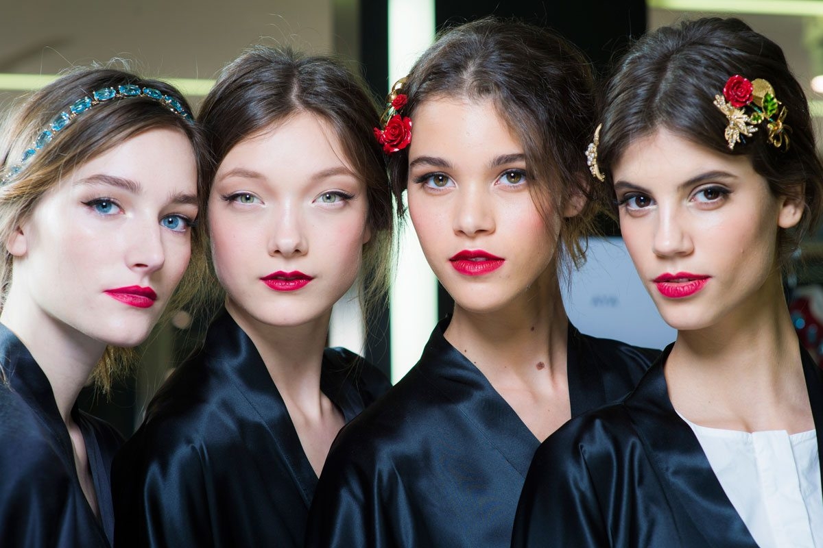 how to make lipstick last