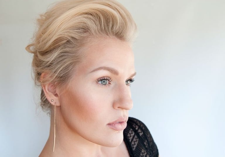 how to contour beauty panel