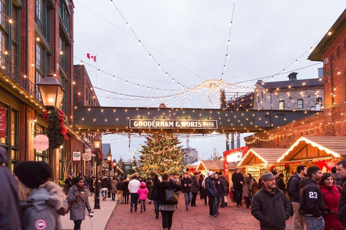 Distillery Christmas Market 2015
