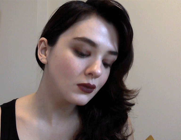 Try this monochromatic holiday makeup look when you can't stand to do another red lip