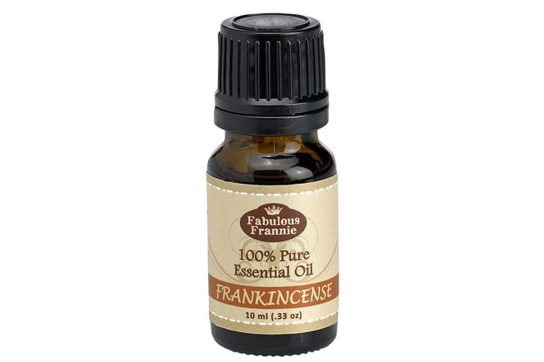 how to use oil and vinegar in your beauty routine frankincense