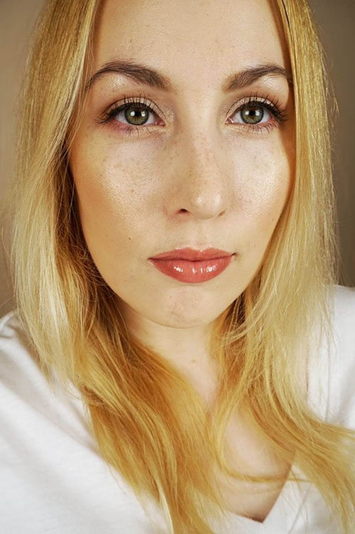 how to fake sun-kissed skin shawna friedberg
