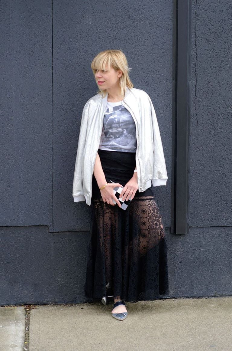 how to style graphic t-shirts liat neuman