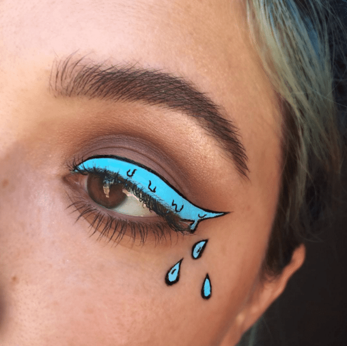 Meet Sydn4sty, the most colourful (and sparkly!) makeup artist on Instagram