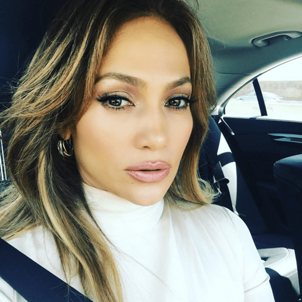 The 16 Weirdest Celebrity Beauty Secrets (Plasma, Wine Baths and More)