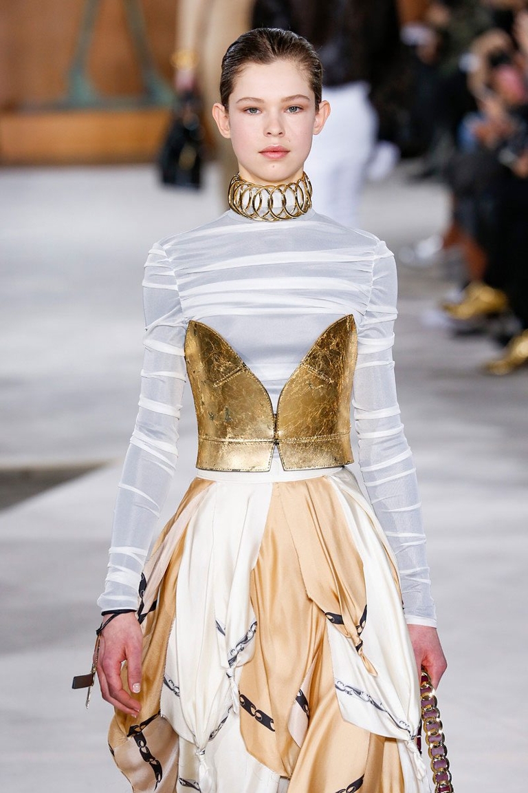 fall fashion 2016 corsets and bustiers trend loewe