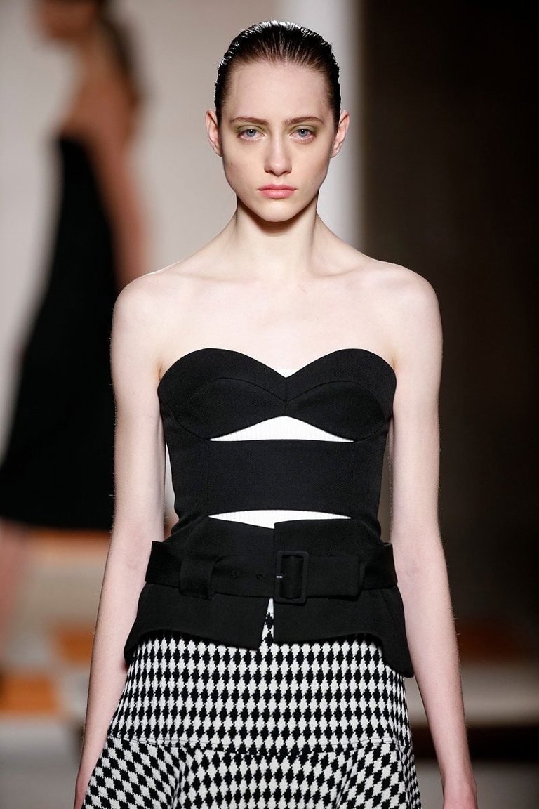 fall fashion 2016 corsets and bustiers trend victoria beckham