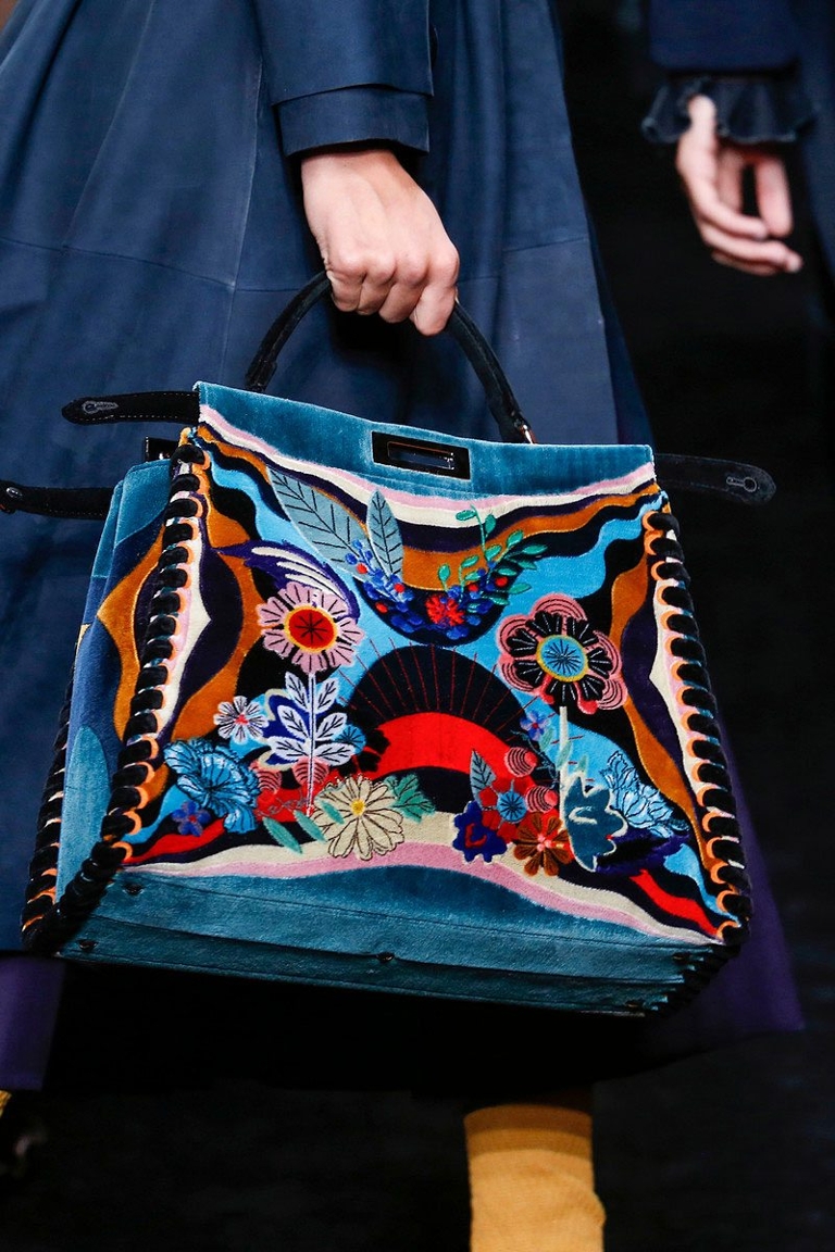 fall fashion 2016 instagram worthy accessories trend fendi