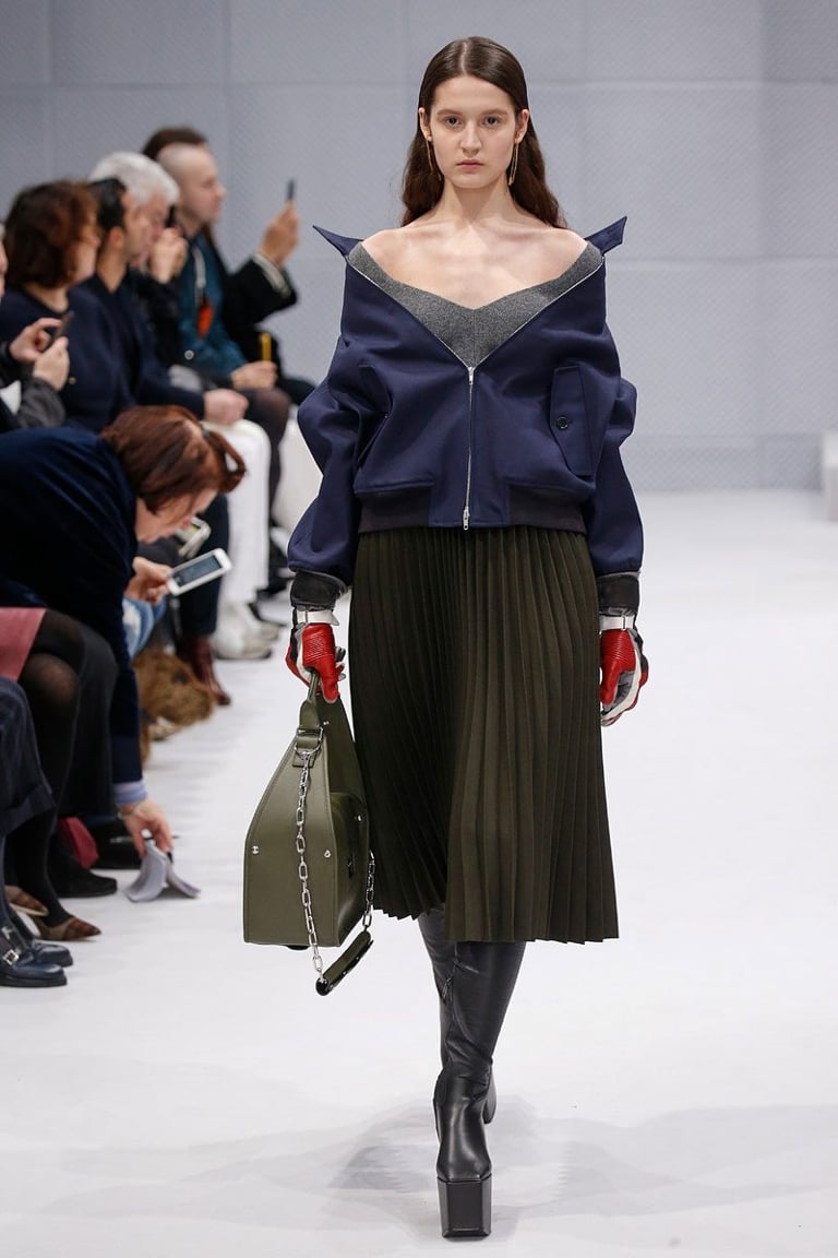 fall fashion 2016 off-the-shoulder trend balenciaga