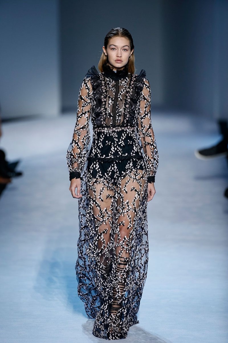 fall fashion 2016 romantic trend giambattista valli