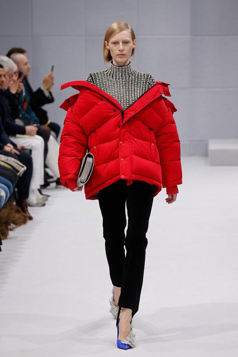 fall fashion 2016 statement outerwear trend balenciaga