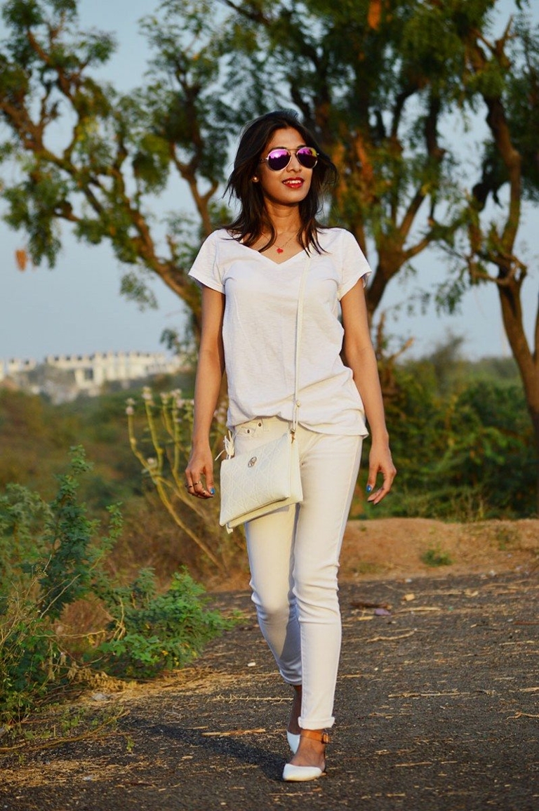 how to wear the all white trend sarmistha goswami
