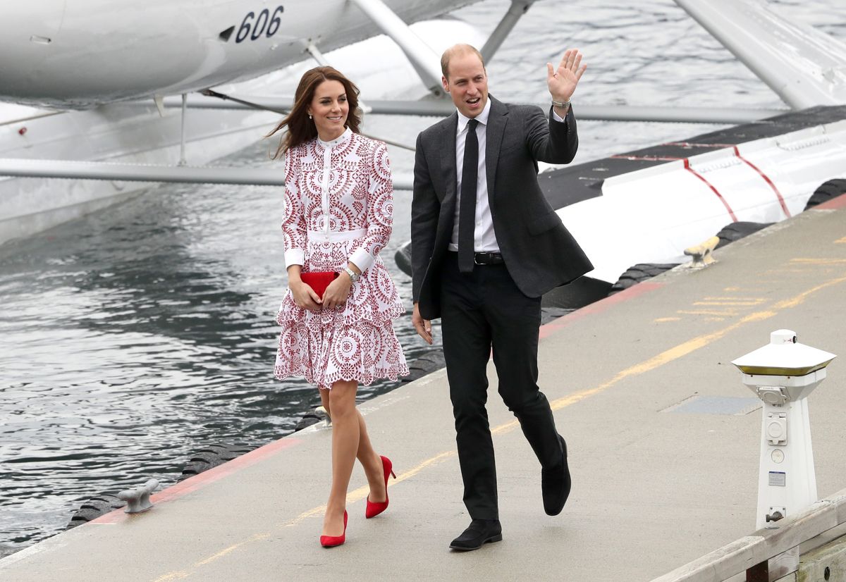 Kate Middleton Arrives in Vancouver in Alexander McQueen on Day 2 of the Royal Visit to Canada