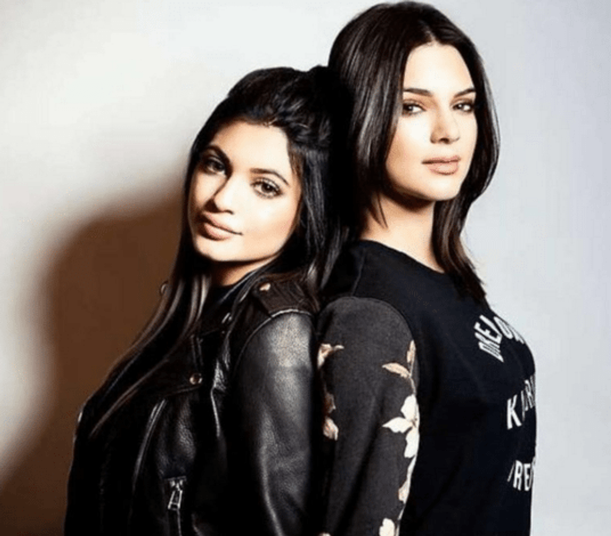 The Most Hilarious Responses to the Kendall and Kylie Meme That's Gone Viral