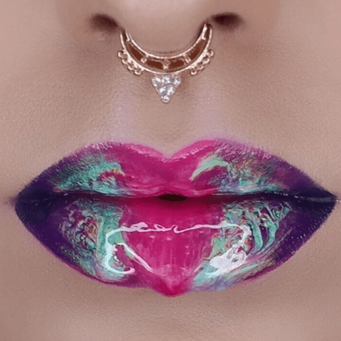 The Internet is (Rightfully) Losing Its Mind Over Hologram Lips