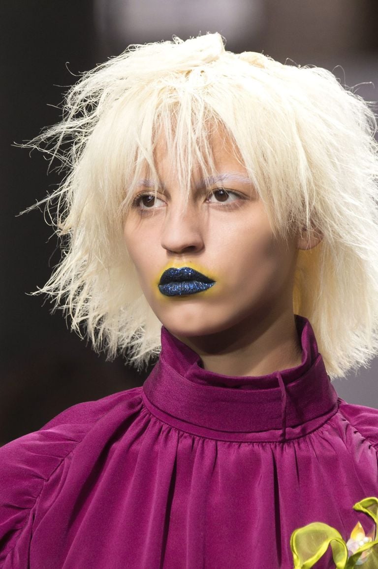 Spring 2017 Beauty Trend Report: How to Wear Glitter