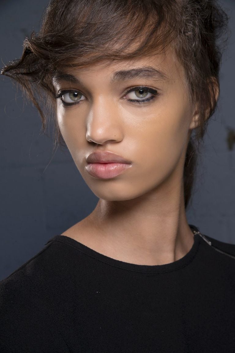 Spring 2017 Beauty Trend Report: How to Rock Smudged Eyes (Without Looking Messy)