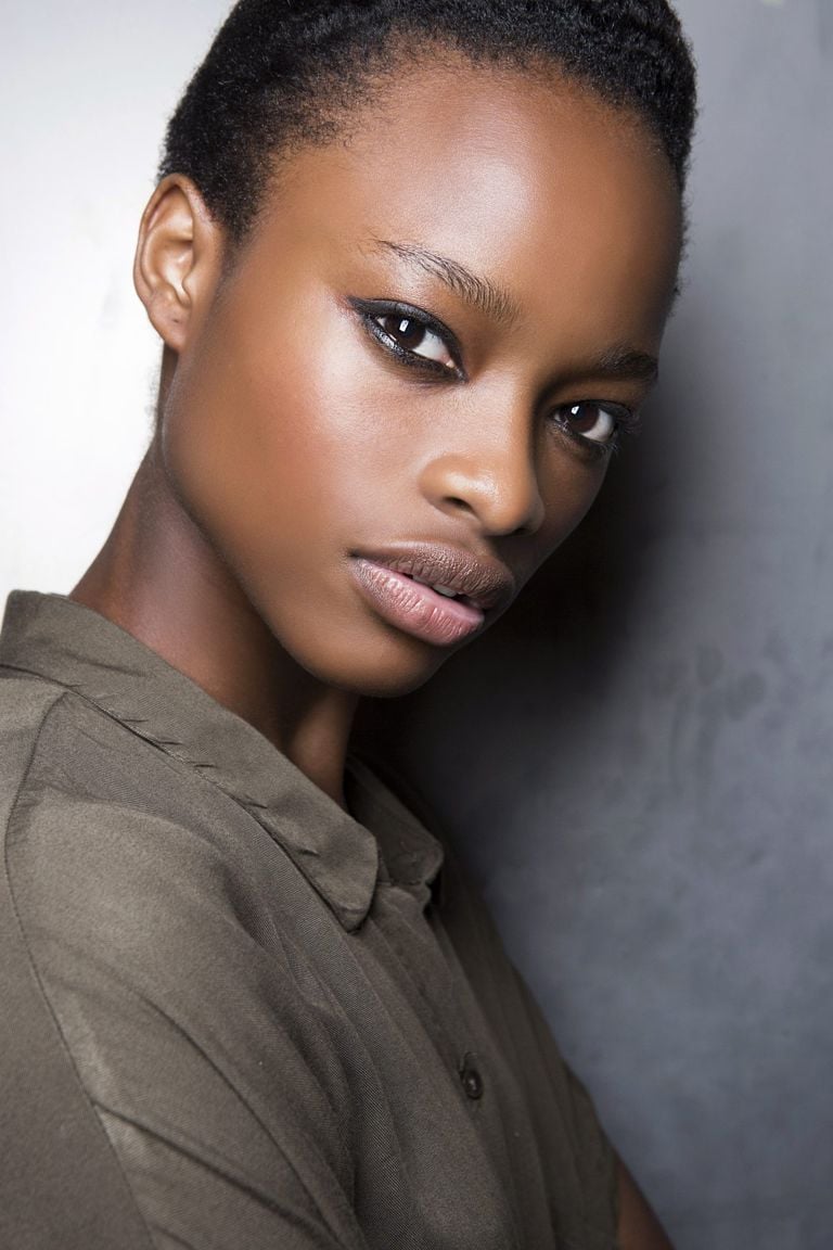 Spring 2017 Beauty Trend Report: How to Rock Smudged Eyes (Without Looking Messy)