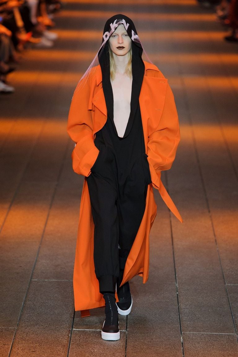 Spring 2017 Trend Report: How to Wear the Trench Coat