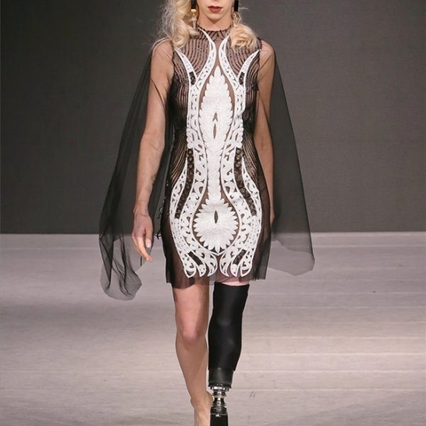 Boston Bombing Survivor Appears at Vancouver Fashion Week