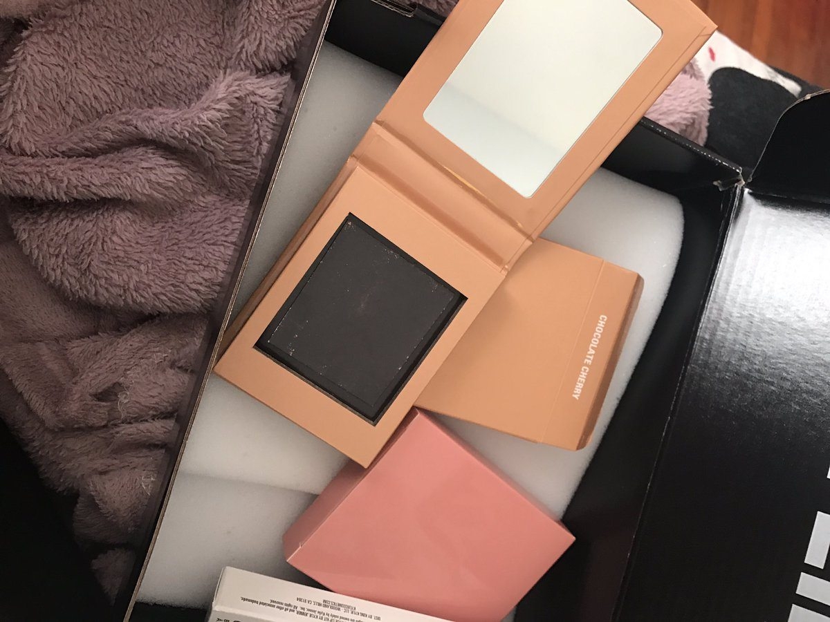 kylie cosmetics empty highlighter