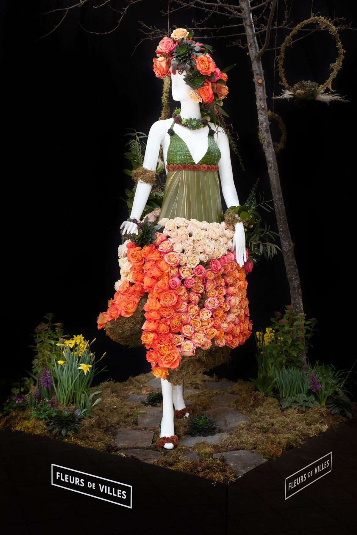 Fleur de Villes Floral Mannequin Exhibition