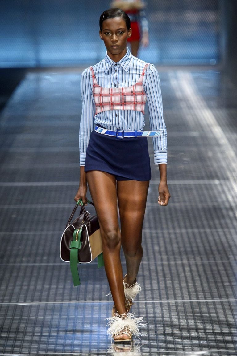 Spring 2017 Trend Report: How to Wear the Oxford Shirt Now