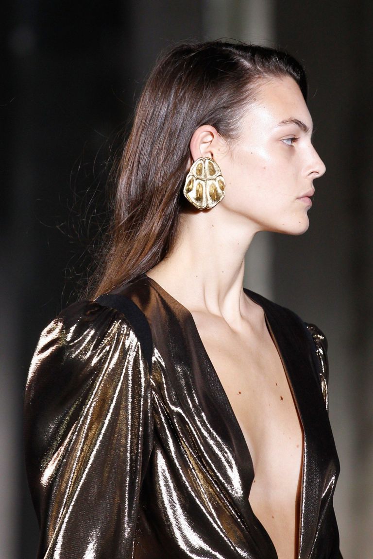 Spring 2017 Trend Report: How to Wear Statement Earrings