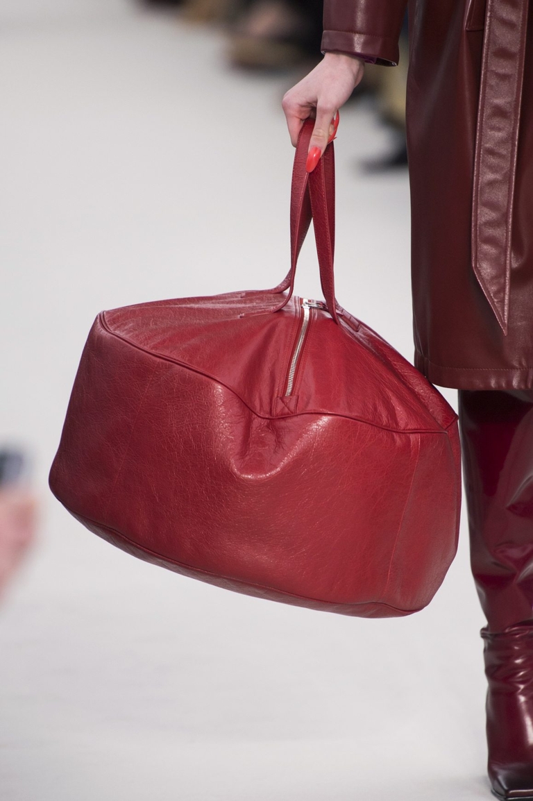Spring 2017 Trend Report: From Supersize to Mini, the Hottest Bags to Carry Now