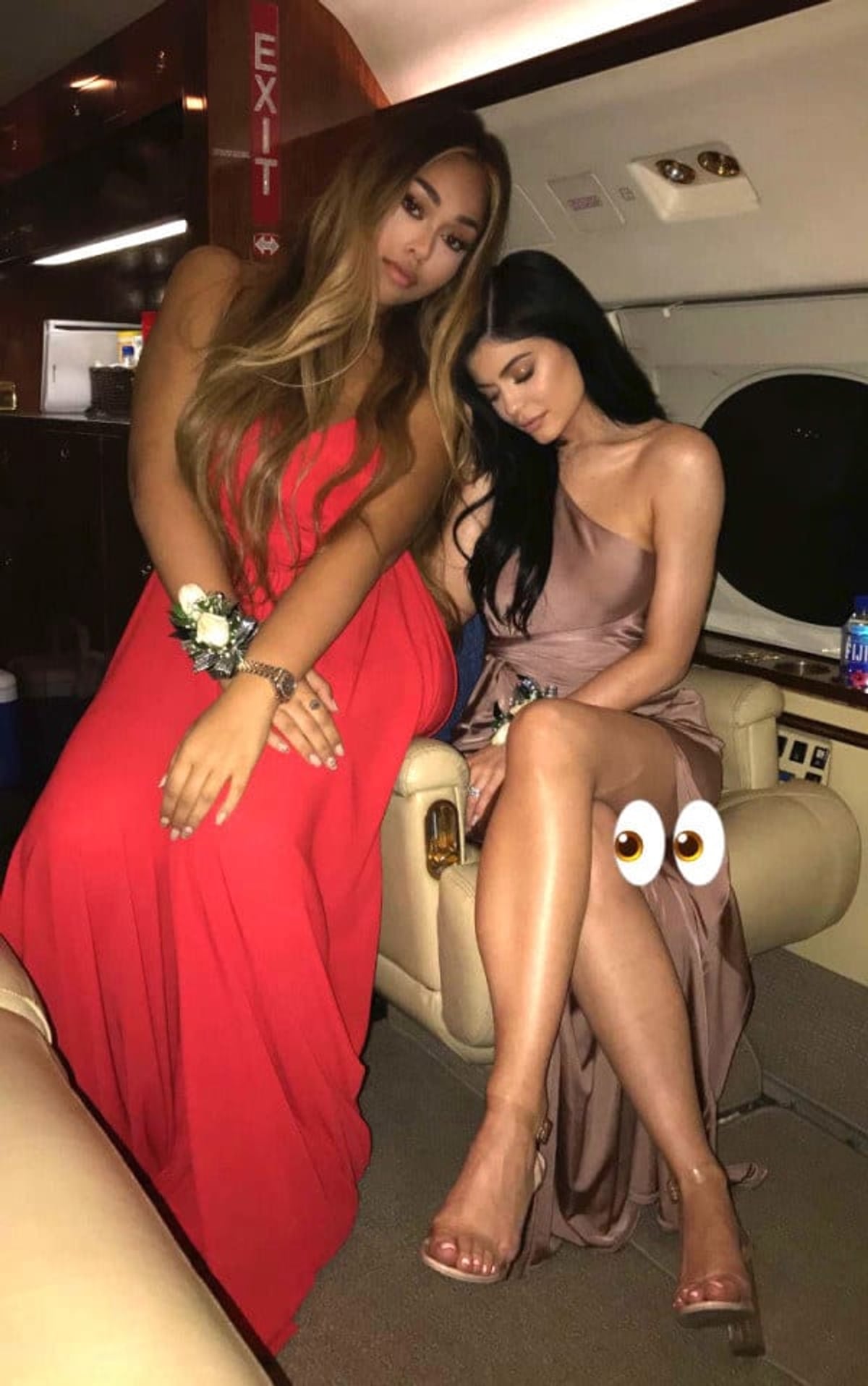 Kylie Jenner Crashes a High School Prom