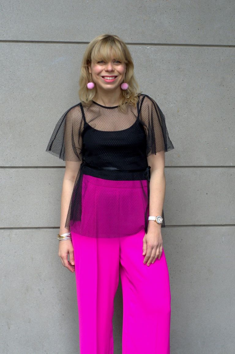 4 Style Panel Approved Ways to Wear Statement Earrings