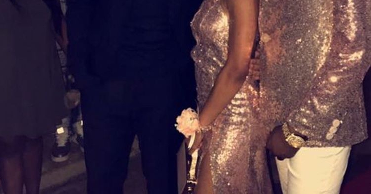 Drake Showed Up at This Prom—and the Students Freaked Out - FASHION ...